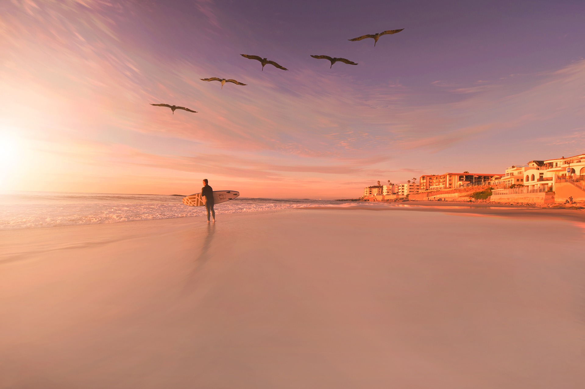 Surfer op het strand